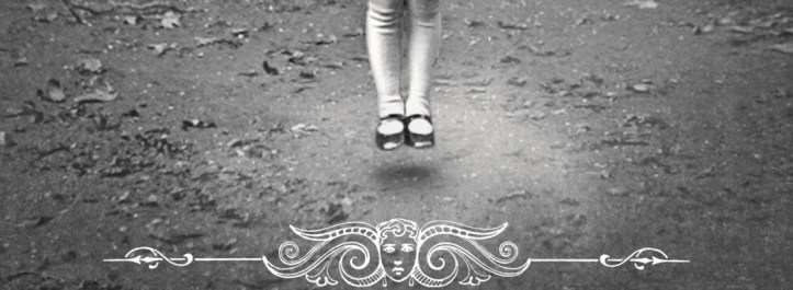 el-hogar-de-miss-peregrine-para-ninos-peculiares_97884279003011